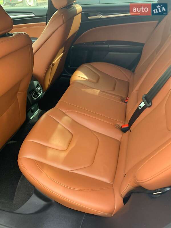Седан Ford Fusion 2020 в Луцке