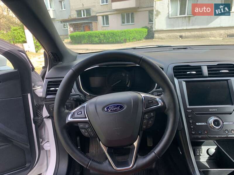 Седан Ford Fusion 2020 в Луцке
