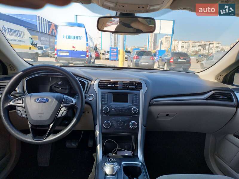 Седан Ford Fusion 2016 в Павлограде