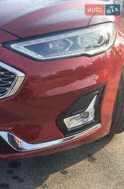 Седан Ford Fusion 2019 в Києві