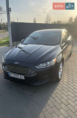 Седан Ford Fusion 2013 в 