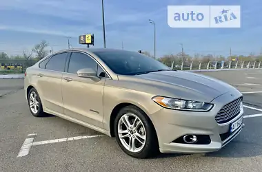 Ford Fusion 2015