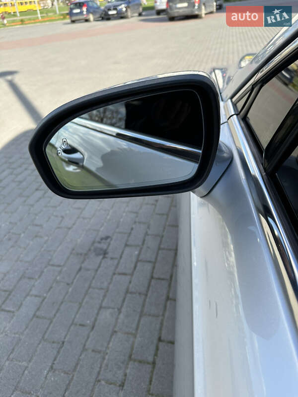 Седан Ford Fusion 2018 в Львове