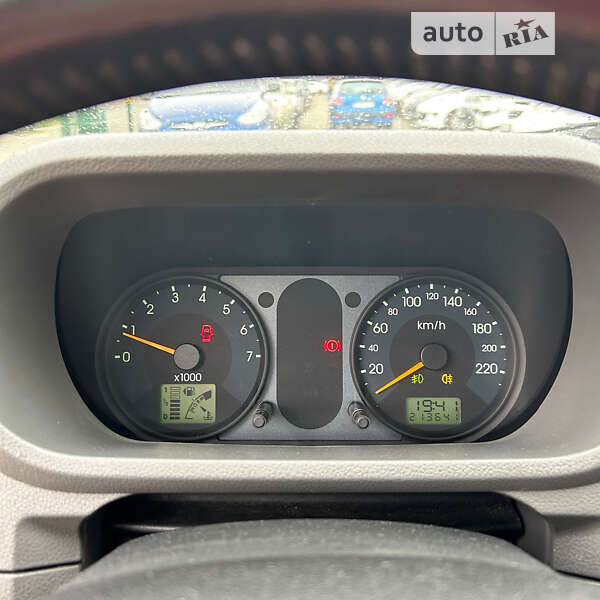 Хэтчбек Ford Fusion 2002 в Сумах