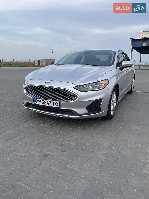 Ford Fusion 2019