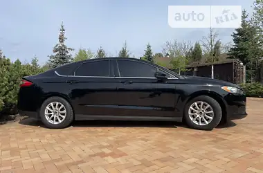 Ford Fusion 2016