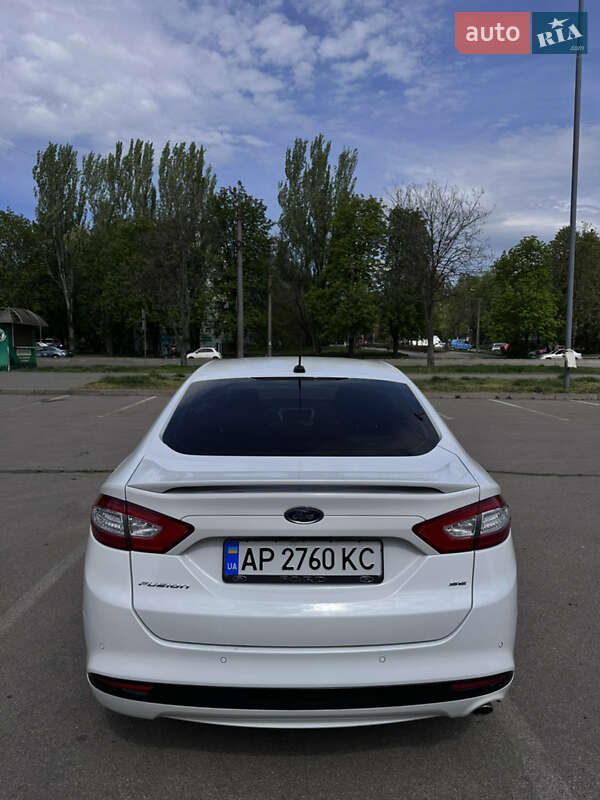 Седан Ford Fusion 2015 в Запоріжжі