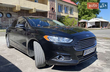 Седан Ford Fusion 2014 в 