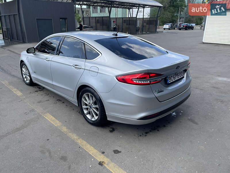 Седан Ford Fusion 2017 в Днепре