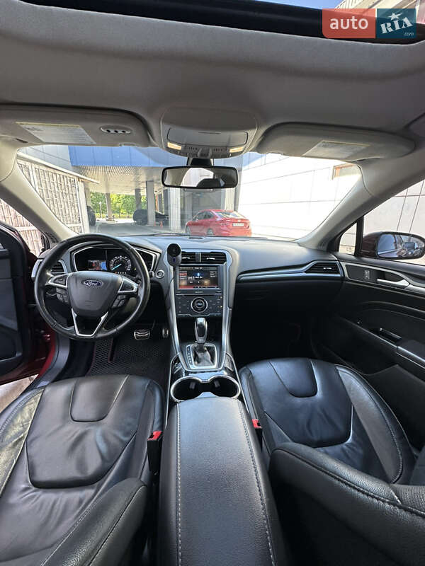 Седан Ford Fusion 2013 в Дніпрі