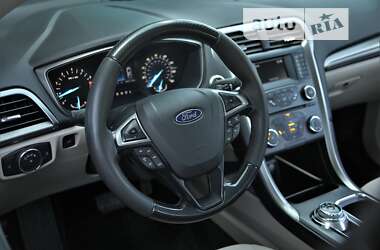 Седан Ford Fusion 2016 в Харкові