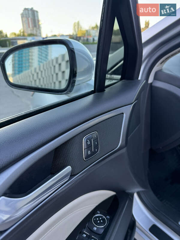 Седан Ford Fusion 2014 в Одессе