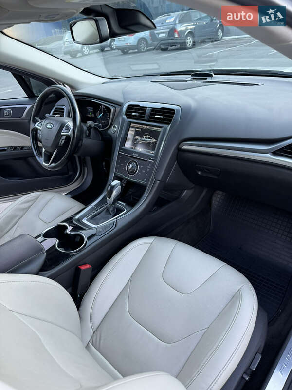 Седан Ford Fusion 2014 в Одессе