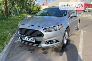 Седан Ford Fusion 2015 в Киеве