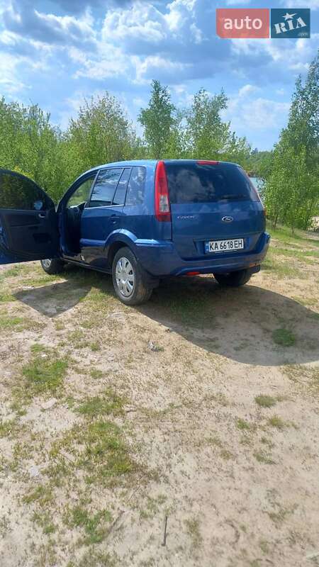Хэтчбек Ford Fusion 2009 в Чуднове