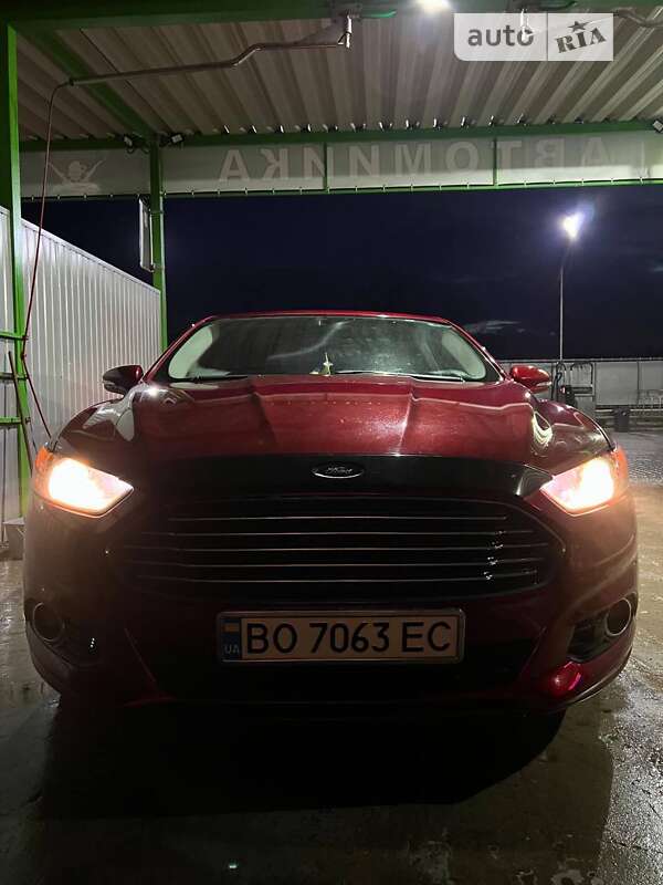 Седан Ford Fusion 2014 в Каменец-Подольском фото 2 Седан Ford Fusion 2014 в Каменец-Подольском