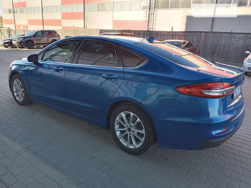 Седан Ford Fusion 2019 в Киеве