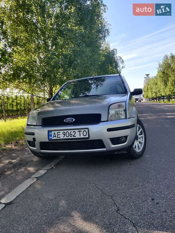 Ford Fusion 2005