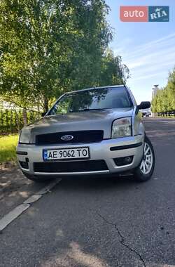 Хэтчбек Ford Fusion 2005 в 