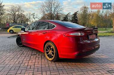 Седан Ford Fusion 2015 в Софиевской Борщаговке