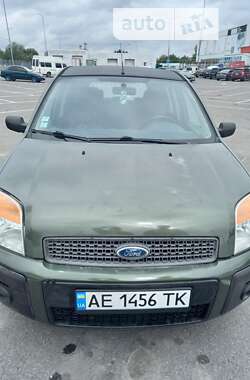 Хэтчбек Ford Fusion 2005 в Днепре