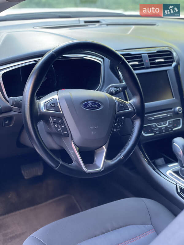Седан Ford Fusion 2015 в Одесі фото 12 Седан Ford Fusion 2015 в Одесі