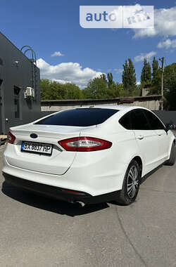 Седан Ford Fusion 2013 в Кам'янець-Подільському