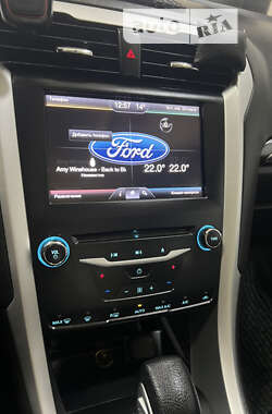 Седан Ford Fusion 2013 в Смеле