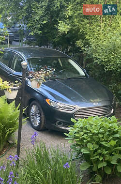 Ford Fusion 2015