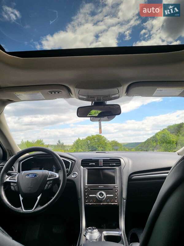 Седан Ford Fusion 2019 в Чорткове