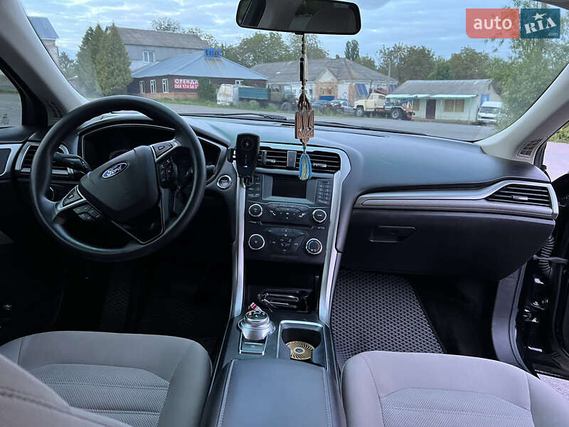 Седан Ford Fusion 2016 в Жмеринке