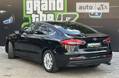Седан Ford Fusion 2020 в Киеве