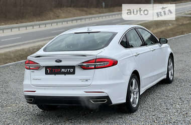 Седан Ford Fusion 2020 в Львове