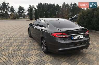 Седан Ford Fusion 2016 в Львове