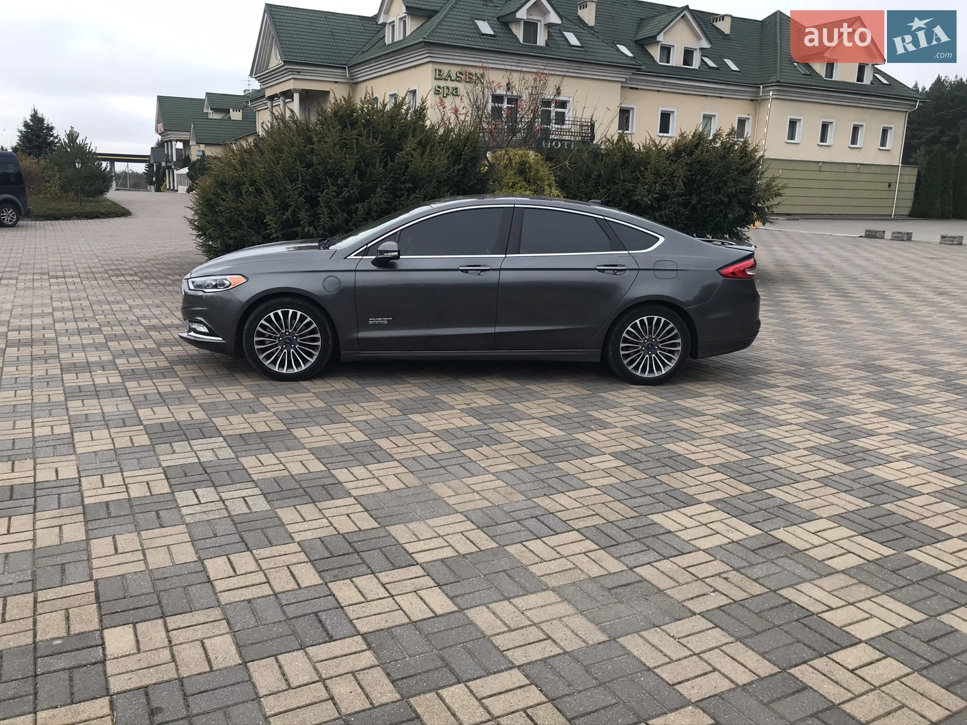 2016 Ford Fusion - мініатюра 14