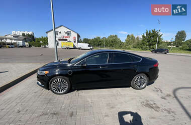 Седан Ford Fusion 2018 в 