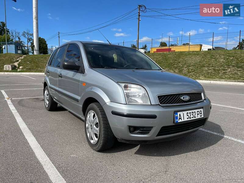 Хэтчбек Ford Fusion 2005 в Виннице
