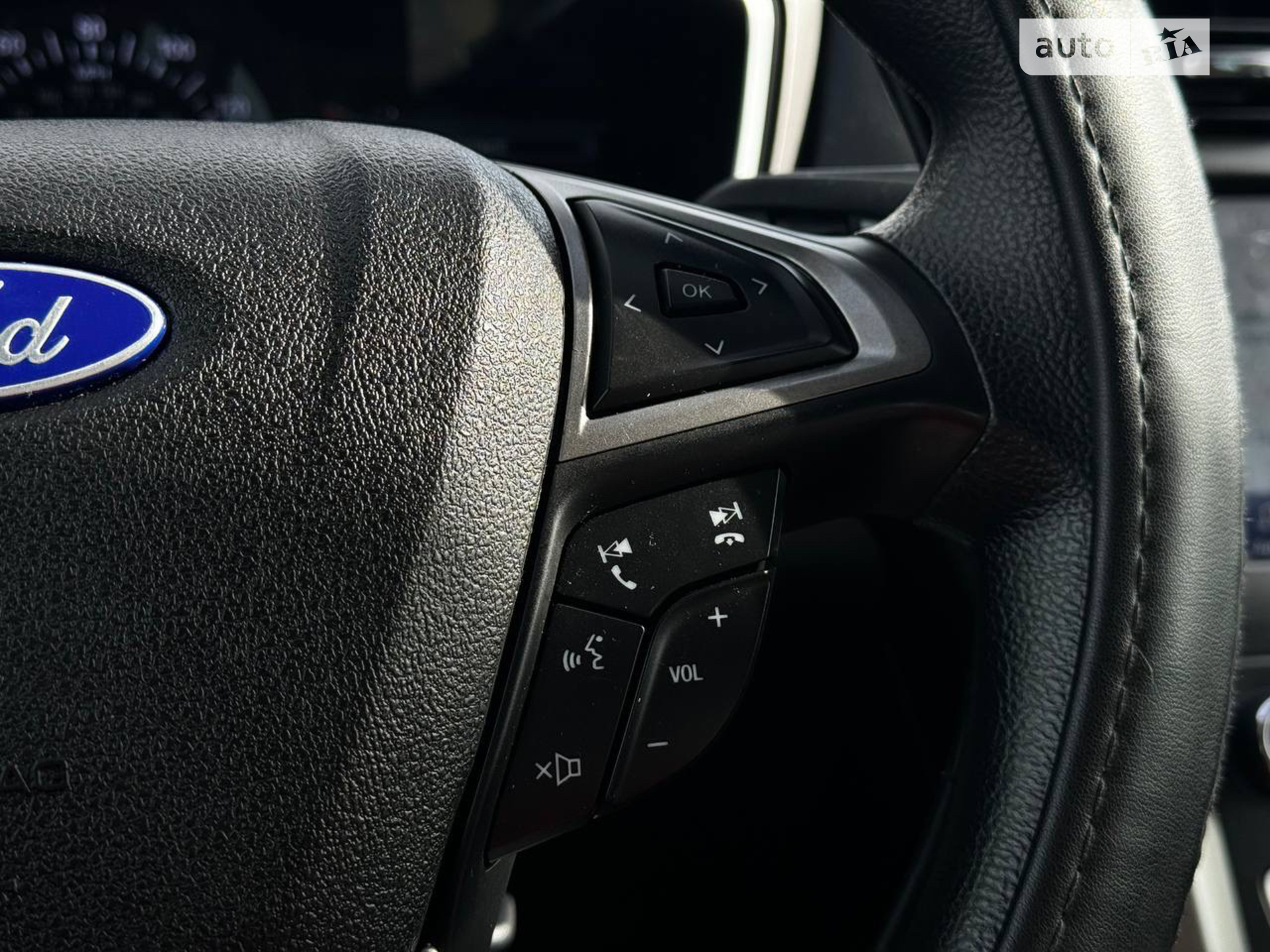 2020 Ford Fusion - мініатюра 28