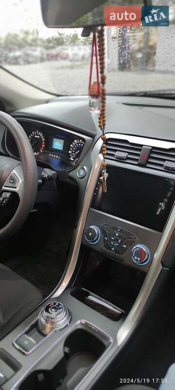 Седан Ford Fusion 2016 в Ивано-Франковске