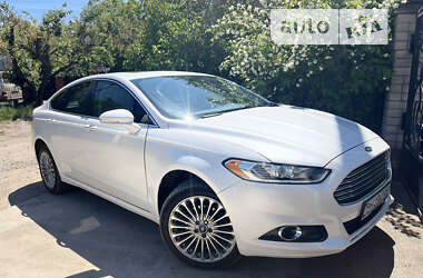 Ford Fusion 2015