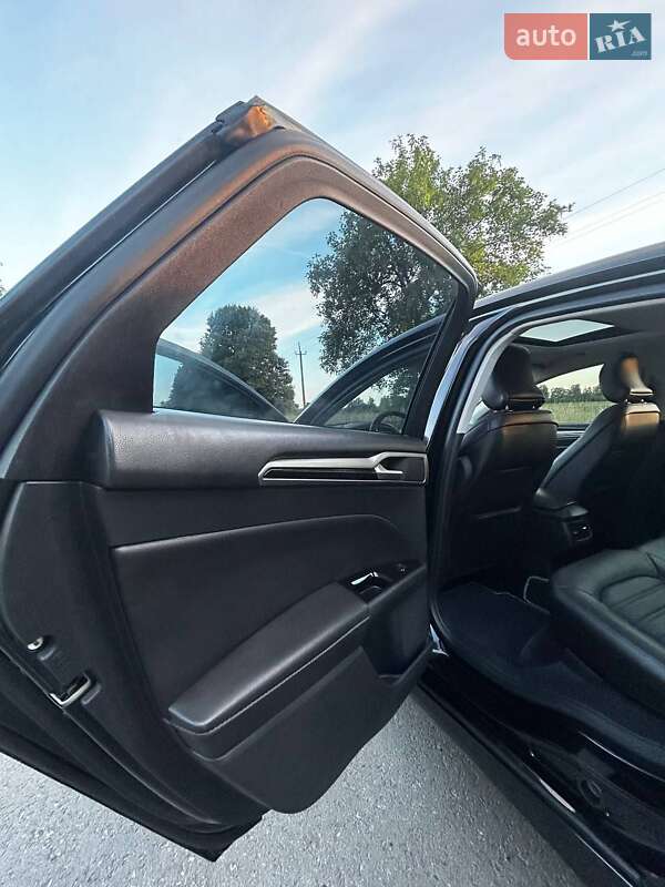 Седан Ford Fusion 2014 в Городке