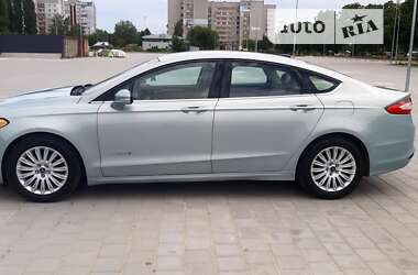 Седан Ford Fusion 2014 в Черкассах