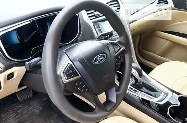 Седан Ford Fusion 2014 в Черкассах