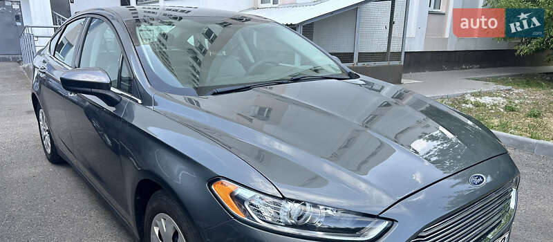 Седан Ford Fusion 2013 в Черкассах