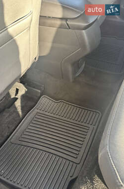 Седан Ford Fusion 2013 в 