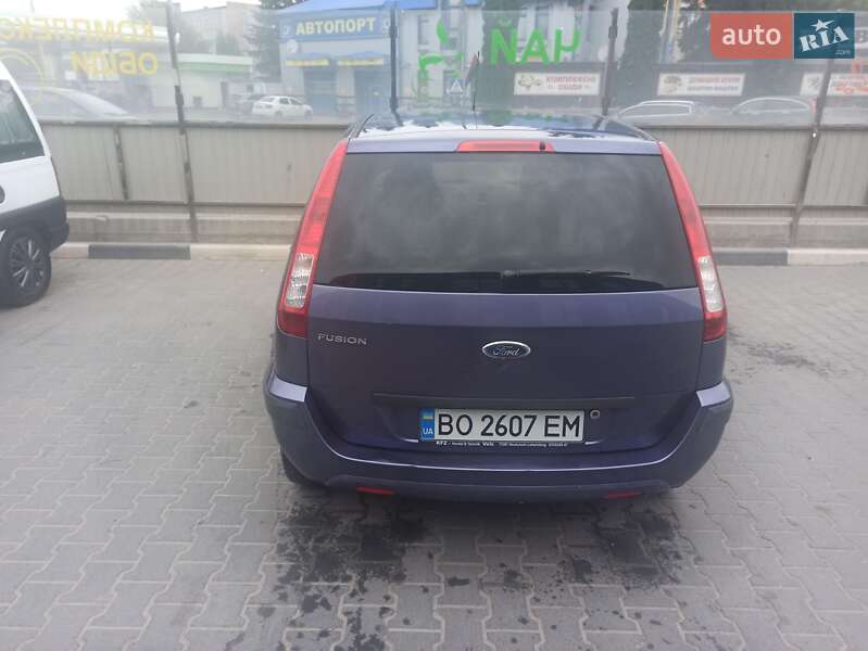 Хетчбек Ford Fusion 2005 в Тернополі