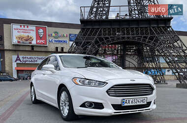 Седан Ford Fusion 2014 в 