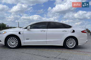 Седан Ford Fusion 2014 в Харкові