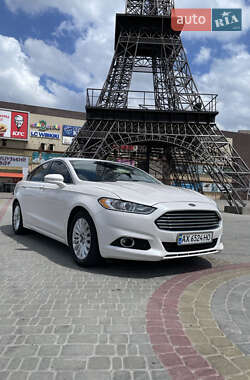 Седан Ford Fusion 2014 в Харкові