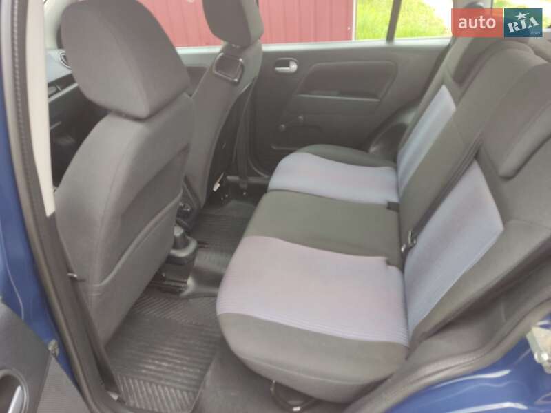 Хетчбек Ford Fusion 2011 в Хмільнику
